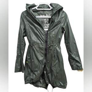 Soia y Kyo women's green lightweight nylon windbreaker jacket size S